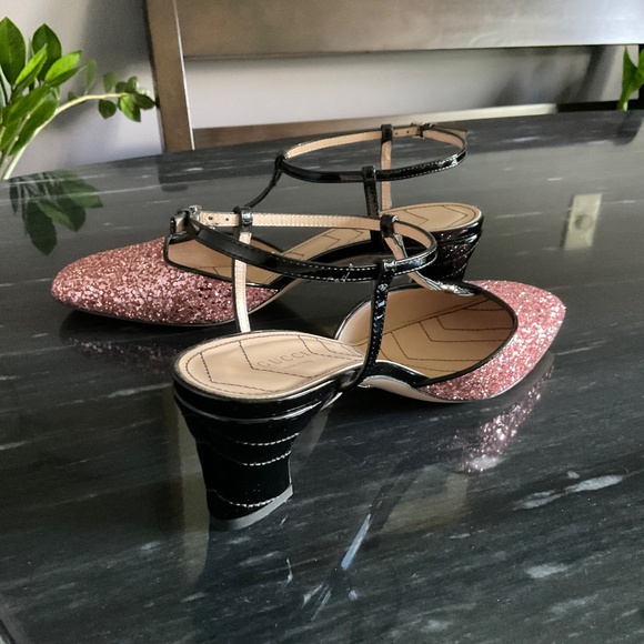 Gucci Double G Logo Glitter T-Strap Pumps w/ Tags - Picture 4 of 6